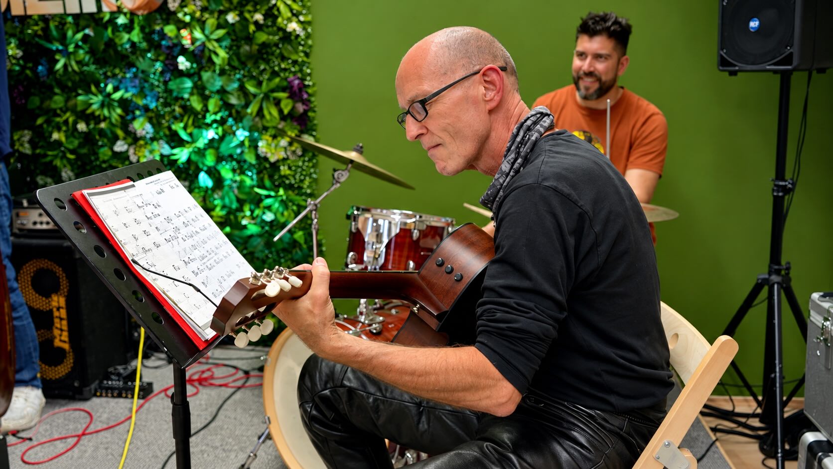 Akustikgitarrenunterricht bei Brasileiro Musikschule in Karlsruhe-Durlach